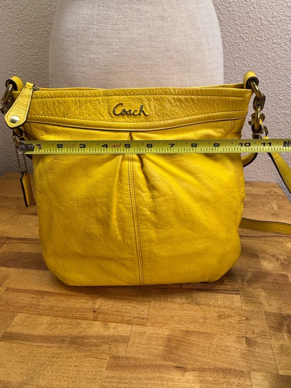 Coach Ashley Hippie Yellow Leather Shoulder Bag F20114 - Picture 9 of 16